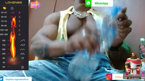 Snapshot of bryan_colen chatting on January 24, 4:49 pm Enjoy the best muscle straws   online show from January 24, 4:49 pm
