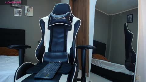 bryan_oficials online show from December 22, 10:28 am