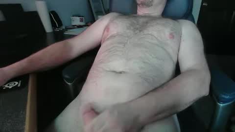 bryanbrwn2001 online show from November 29, 1:02 pm