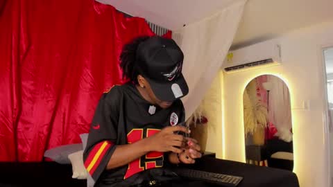 Bryxon  online show from February 15, 1:49 pm