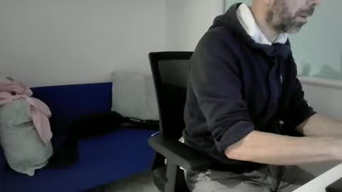 Bubblebum online show from December 10, 4:17 pm