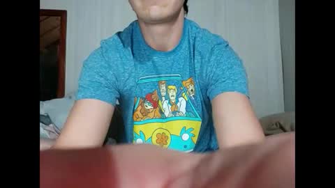 Snapshot of bubblebutt417 chatting on December 22, 2:06 am Max  candi online show from December 22, 2:06 am