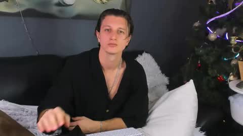 bubblecum_ online show from January 13, 8:24 pm