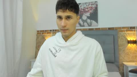 Buddy Whitte online show from February 12, 11:18 am