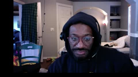 Bungalow Entertainment online show from February 1, 11:25 pm