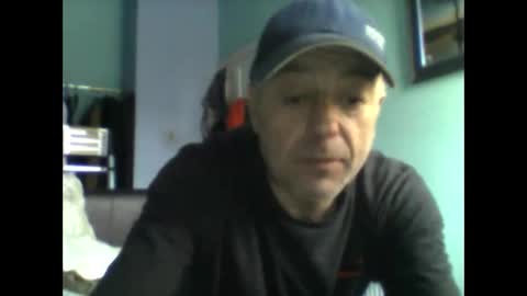 burnleyguy1977 online show from March 24, 7:13 am