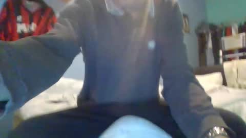 burnleyguy1977 online show from April 28, 8:41 am