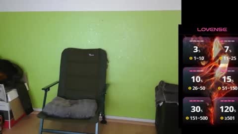 butter blume online show from December 5, 7:48 am