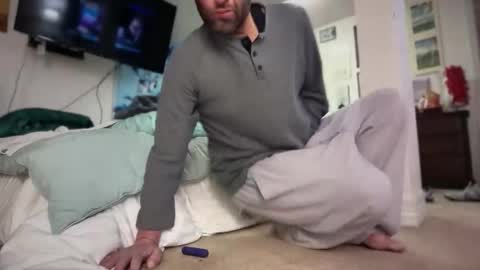 c2cmee online show from April 26, 3:26 am