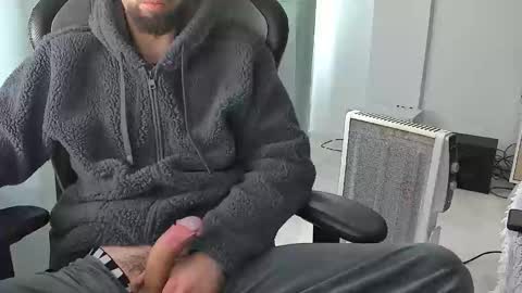 cachondo__23 online show from February 9, 10:42 am