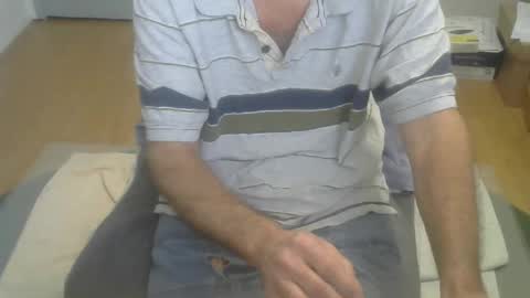 Snapshot of califun4u chatting on December 13, 10:23 pm califun4u online show from December 13, 10:23 pm