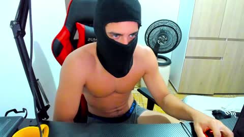 calihotcaliente27 online show from February 5, 1:33 pm