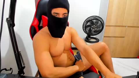 calihotcaliente27 online show from March 5, 3:40 pm