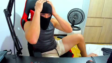 calihotcaliente27 online show from February 1, 2:34 pm