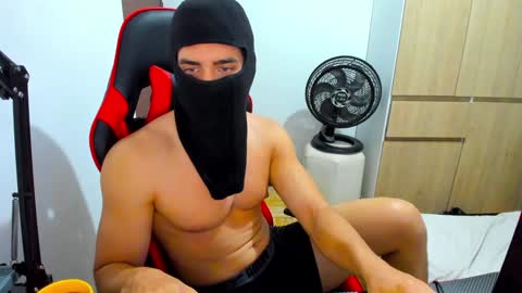 calihotcaliente27 online show from December 6, 2:17 pm