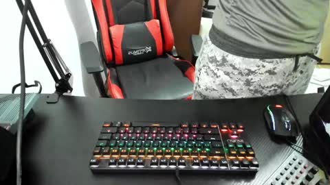 calihotcaliente27 online show from February 19, 10:56 am