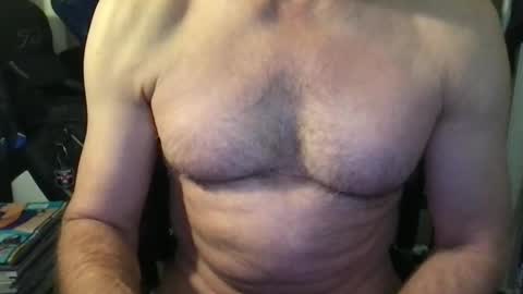 Snapshot of callum5555 chatting on February 23, 7:06 am callum5555 online show from February 23, 7:06 am