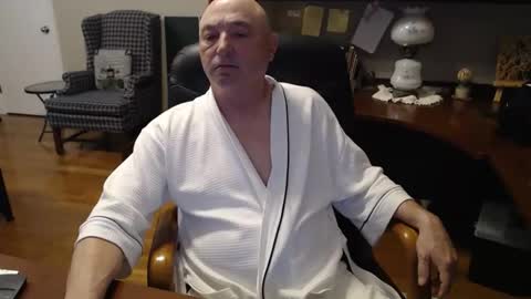 Calthegoose online show from March 18, 3:15 pm