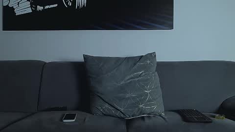 Calvin  online show from December 2, 10:35 pm