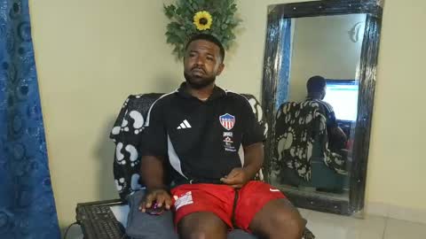 kevin hart777 online show from April 10, 11:45 pm