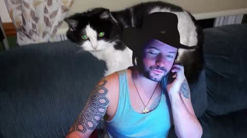 camarant online show from November 18, 9:13 am