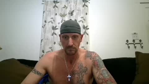 Chillaxin lets talk  online show from January 14, 4:47 am