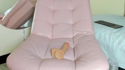 Cameron boys  online show from April 10, 6:20 am