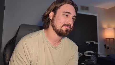 Snapshot of cameron_camming chatting on October 2, 8:57 pm Cameron online show from October 2, 8:57 pm