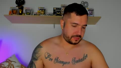 camilo_restrepo21 online show from February 17, 2:10 am