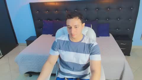 Camilo online show from December 16, 1:43 pm