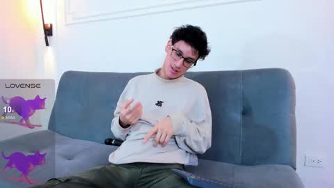 Camilo online show from March 8, 3:21 am