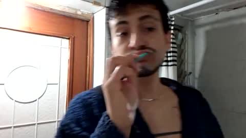 camilor00 online show from November 12, 10:25 pm