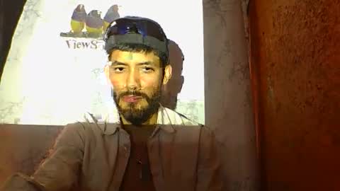 camisitas737 online show from February 16, 11:25 pm