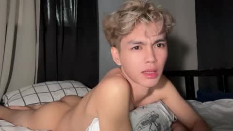 Ethan online show from February 13, 1:34 am