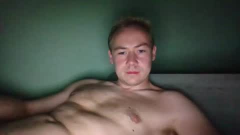 candy_boy_xoxo online show from June 19, 5:29 pm