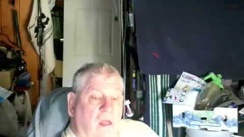 canoelicker69 online show from February 16, 7:23 pm