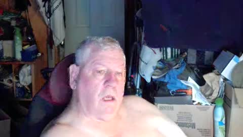 canoelicker69 online show from September 16, 1:01 pm