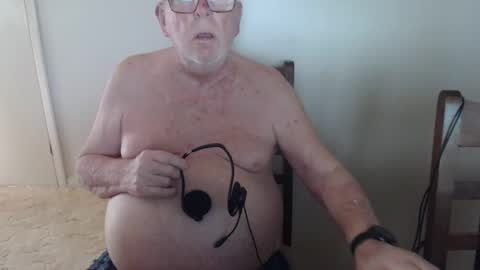 capt5105 online show from February 9, 11:36 pm