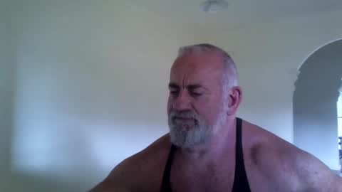 C A Rey online show from December 10, 4:13 am