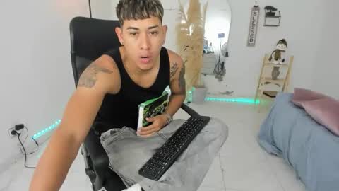 master online show from January 6, 8:13 pm