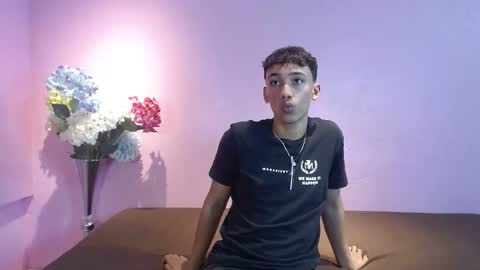 carloshot_01 online show from December 1, 1:14 pm