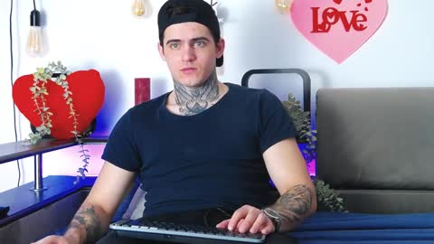 Carter online show from February 6, 7:02 am