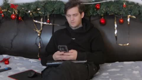 Carter online show from December 27, 8:02 am