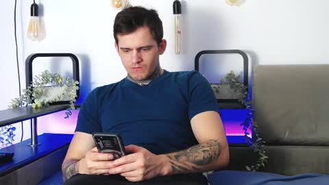 Carter online show from January 31, 8:01 am