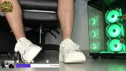 cash_master777 online show from April 14, 9:20 am