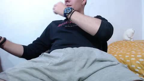 Snapshot of casteryx chatting on March 8, 2:43 am Juan online show from March 8, 2:43 am