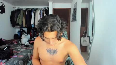 catnuaa online show from December 24, 9:11 pm