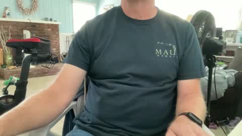 Snapshot of cbjohnjohn chatting on October 3, 9:31 pm John online show from October 3, 9:31 pm