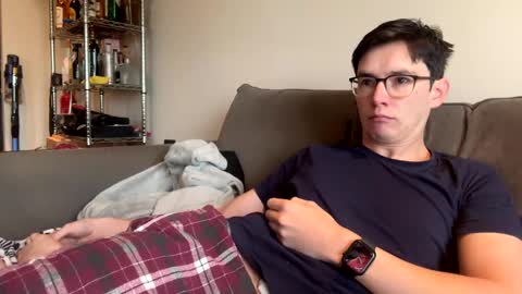 Snapshot of ceedm91 chatting on December 3, 10:04 am ceedm91 online show from December 3, 10:04 am