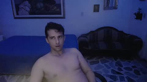 Snapshot of centurionjohnny chatting on December 16, 8:52 am John online show from December 16, 8:52 am